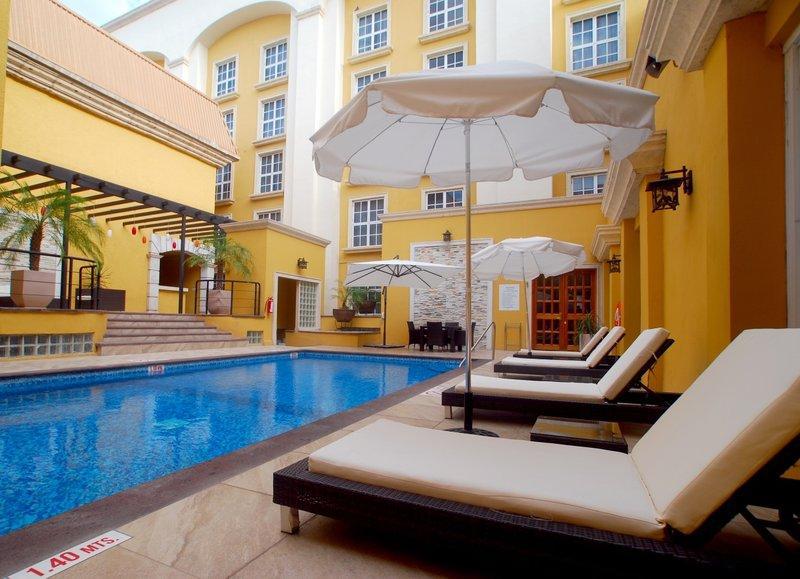 Holiday Inn Monclova By Ihg Bagian luar foto