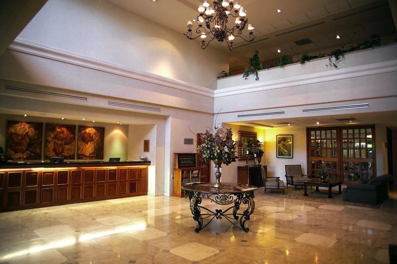 Holiday Inn Monclova By Ihg Bagian luar foto
